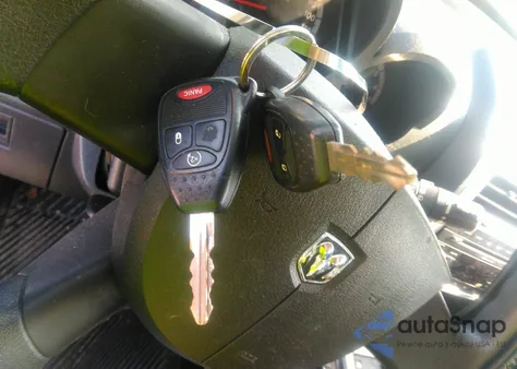 2008 Dodge Nitro Sxt из США, поврежденный, VIN 1D8GU28K18W181754